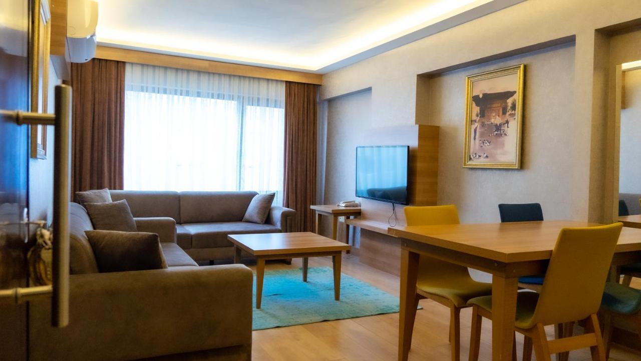 Bursa Suites Apart Otel Ngoại thất bức ảnh A living room in a serviced apartment in Istanbul, Turkey